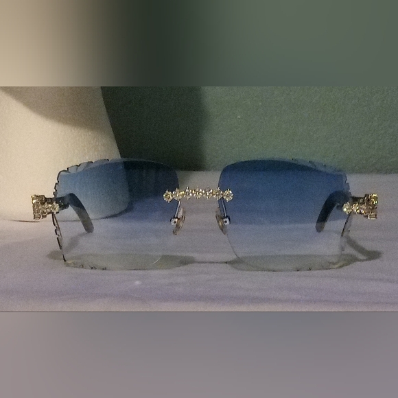 Luxury Moissanite Buffs With Genuine Ox Temples And Diamond Cut Blue Lenses - Picture 8 of 9